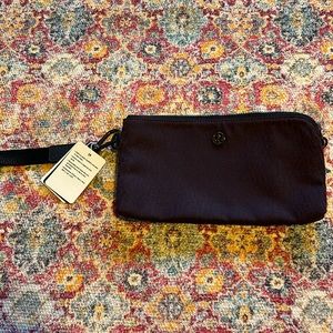Lululemon Now and Always Pouch